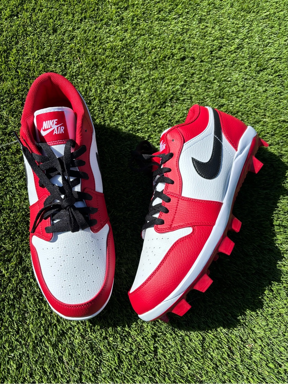 NIKE AIR JORDAN 1 RETRO MCS LOW “CHICAGO” BASEBALL CLEATS SIZE 13